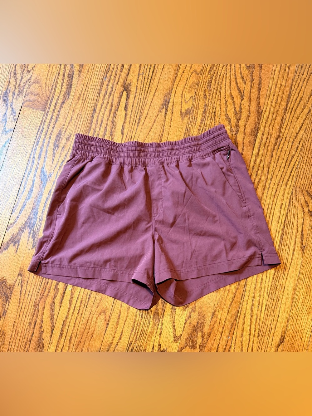Old Navy Women’s Maroon Athletic Shorts - Size Medium